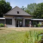 Rcn De Flaasbloem Vakantiepark 5*