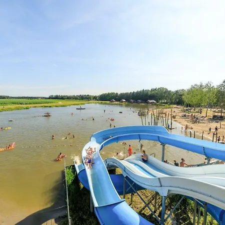 Vakantiepark Rcn De Flaasbloem 5*