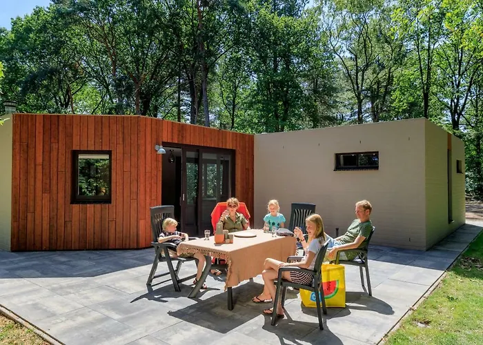 Rcn De Flaasbloem 5* Chaam